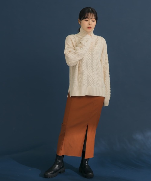 HEYUMM(ヘユム)の「ケーブルタートルネックニットトップ(ニット/セーター・メンズ・アイボリー/ブラック/グリーン・ONE)」の10枚目の写真