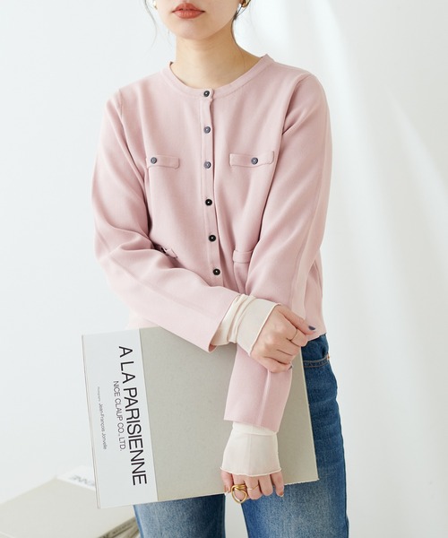 natural couture（ナチュラルクチュール）の「お家で洗えるちび釦カーディガン（カーディガン/ボレロ・レディース・ブラック/レッド/オフホワイト/カーキ/ピンク/ブルー/グレイッシュベージュ・FREE）」の6枚目の写真