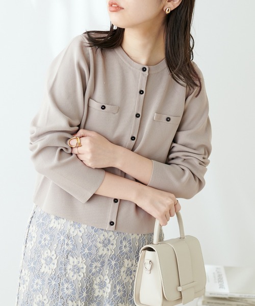 natural couture（ナチュラルクチュール）の「お家で洗えるちび釦カーディガン（カーディガン/ボレロ・レディース・ブラック/レッド/オフホワイト/カーキ/ピンク/ブルー/グレイッシュベージュ・FREE）」の18枚目の写真