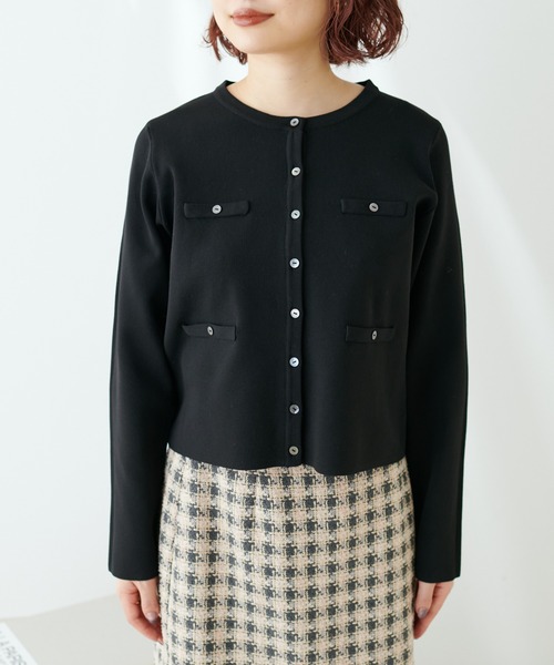 natural couture（ナチュラルクチュール）の「お家で洗えるちび釦カーディガン（カーディガン/ボレロ・レディース・ブラック/レッド/オフホワイト/カーキ/ピンク/ブルー/グレイッシュベージュ・FREE）」の16枚目の写真