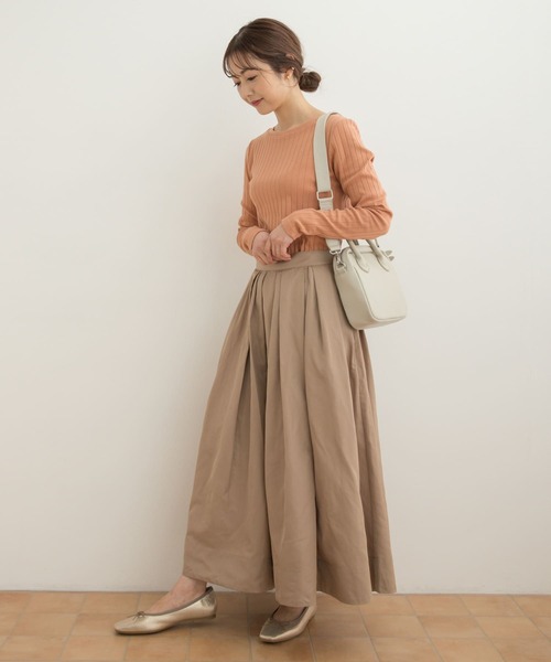 URBAN RESEARCH DOORS（アーバンリサーチドアーズ）の「ランダムタックメモリースカート（スカート・レディース・ネイビー/ベージュ・MEDIUM/SMALL）」の10枚目の写真