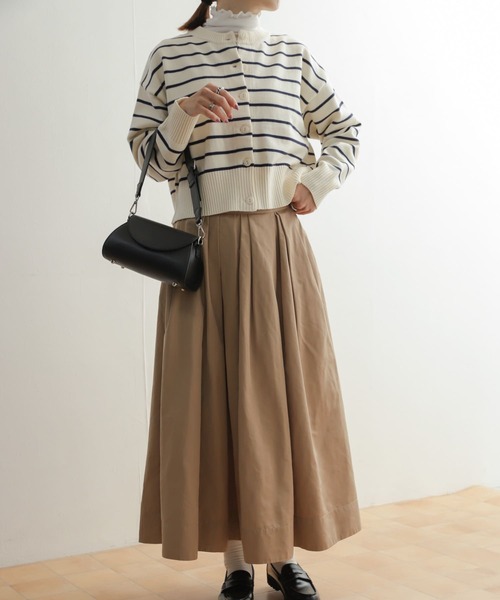 URBAN RESEARCH DOORS（アーバンリサーチドアーズ）の「ランダムタックメモリースカート（スカート・レディース・ネイビー/ベージュ・MEDIUM/SMALL）」の18枚目の写真