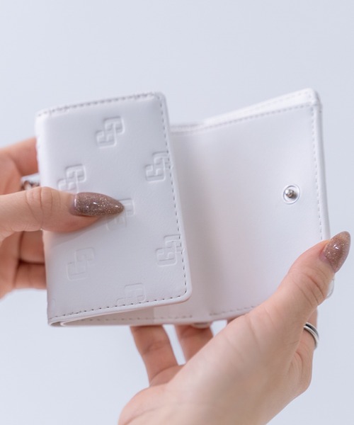 GYDA（ジェイダ）の「【WEB限定商品】GYDA (ジェイダ)GGエンボス コンパクトミニ財布 マイクロ財布　GY-W107（財布・レディース・ブラック/ホワイト・FREE）」の22枚目の写真