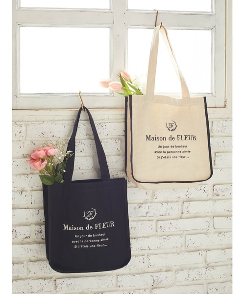 Maison de FLEUR（メゾンドフルール）の「パイピングスクエアトートバッグ（トートバッグ・レディース・アイボリー/ブラック・FREE）」の12枚目の写真