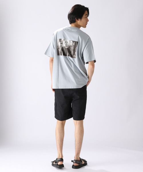 niko and...（ニコアンド）の「【ケヴィン・カミンズ(Kevin Cummins)】別注アソートフォトプリントTシャツ（Tシャツ/カットソー・メンズ・シルバーグレー/ブラック/オフホワイト・MEDIUM/LARGE）」の6枚目の写真