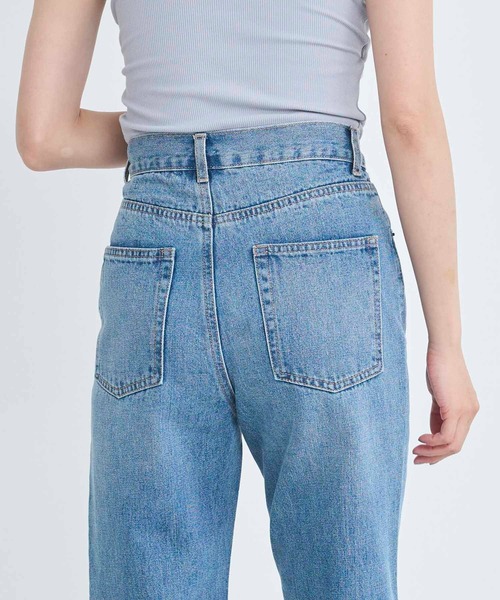 【HUECLOSET】★送料・関税込★マスディストロイドデニムパンツ セール】【程よいルーズ感と履き心地にこだわった大人ストレート
