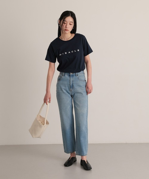 attiree(アティレー)の「【程よいルーズ感と履き心地にこだわった大人ストレートデニムパンツ】ハイウエストストレートデニムパンツ(デニムパンツ・レディース・ブルー系その他/ブルー/ライトブルー・LARGE/MEDIUM/SMALL/X-SMALL)」の16枚目の写真