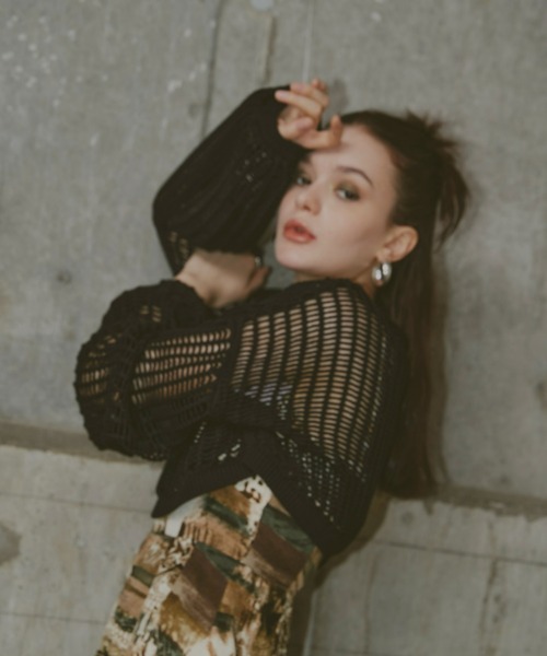 GAB GAB（ガブガブ）の「ショートメッシュニット（ニット/セーター・レディース・レッド/チャコールグレー/ブラック・FREE）」の16枚目の写真