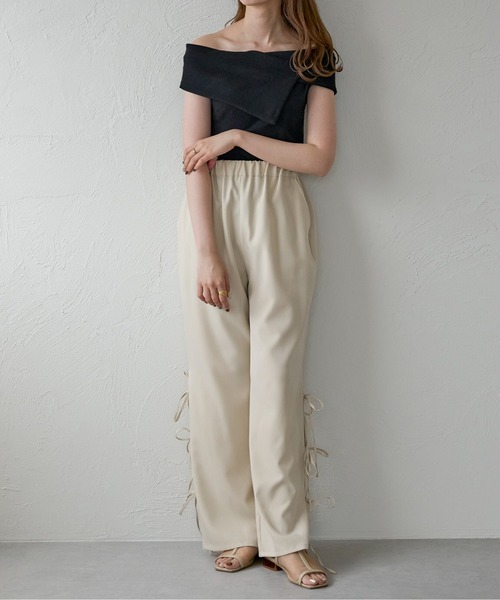 Ambre Ciel（アンブルシエル）の「アシメリブオフショルトップス／【WEB/EC限定商品】（Tシャツ/カットソー・レディース・ブラック/アイボリー・FREE）」の10枚目の写真