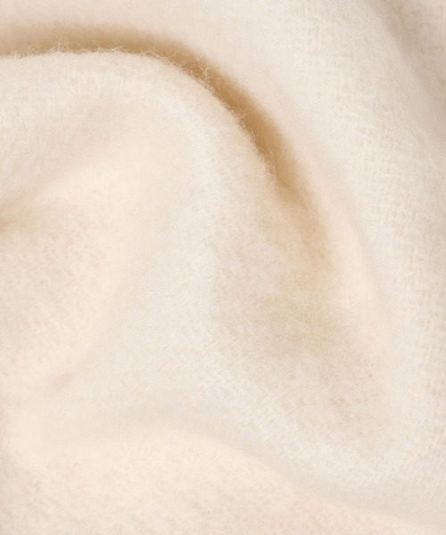 Andemiu（アンデミュウ）の「フワモコウォッシャブルストール966431（ストール/ショール・レディース・ベージュ/オフホワイト/ラベンダー・FREE）」の5枚目の写真