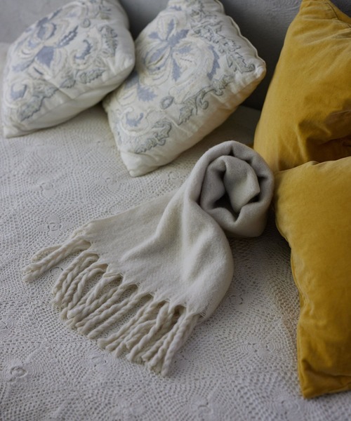 Andemiu（アンデミュウ）の「フワモコウォッシャブルストール966431（ストール/ショール・レディース・ベージュ/オフホワイト/ラベンダー・FREE）」の12枚目の写真