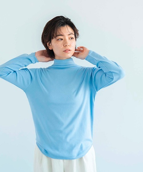 D(ディー)の「コットンフライス ハイネックプルオーバー(Tシャツ/カットソー・レディース・クリーム/ネイビー/ライトグレー/ホワイト/ミント/サックスブルー/イエロー・MEDIUM)」の6枚目の写真