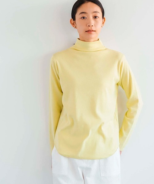 D(ディー)の「コットンフライス ハイネックプルオーバー(Tシャツ/カットソー・レディース・クリーム/ネイビー/ライトグレー/ホワイト/ミント/サックスブルー/イエロー・MEDIUM)」の7枚目の写真