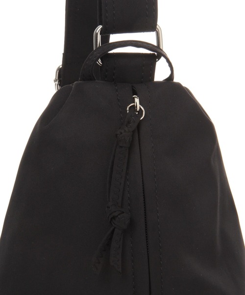 studio CLIP（スタディオクリップ）の「ナイロンタックボディバッグ（ボディバッグ/ウエストポーチ・レディース・イエロー/ベージュ/ブラック・FREE）」の8枚目の写真