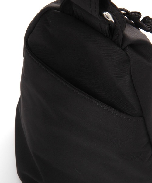 studio CLIP（スタディオクリップ）の「ナイロンタックボディバッグ（ボディバッグ/ウエストポーチ・レディース・イエロー/ベージュ/ブラック・FREE）」の10枚目の写真