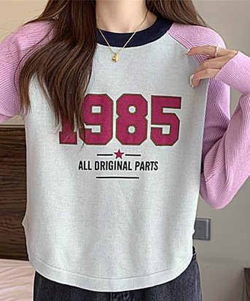 NANEA(ナネア)の「1985ロゴプリントラグランスリーブニットプルオーバー異素材ドッキング(ニット/セーター・レディース・ホワイト/グレー/レッド・ONE SIZE)」の10枚目の写真