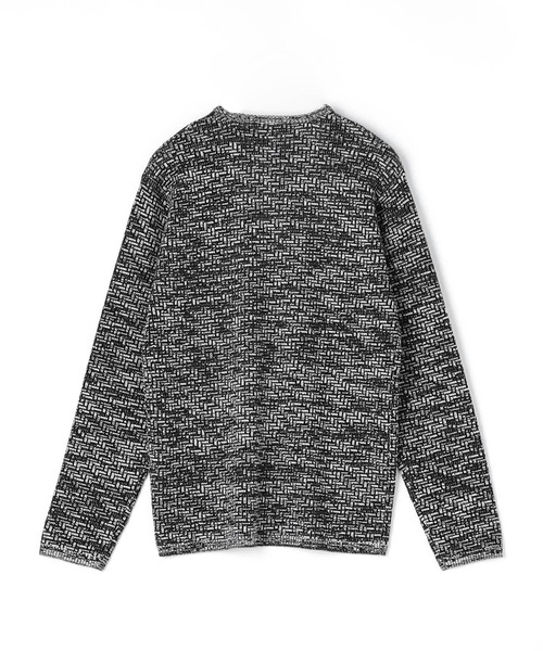 HIDEAWAYS NICOLE(ハイダウェイニコル)の「幾何学柄引き揃えJQクルーネックニット(ニット/セーター・メンズ・ホワイト×ブラック/ブラック×グレー/ボルドー/ホワイト×ライトグレー・MEDIUM/LARGE/X-LARGE)」の5枚目の写真