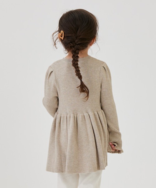 petit main（プティマイン）の「【AJUGA.】ペプラムニット★（ニット/セーター・キッズ・ベージュ/ブラック/アイボリー・L/M/S）」の7枚目の写真