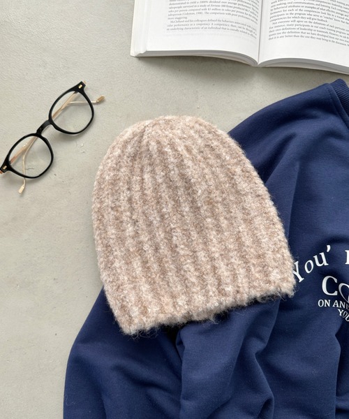 CLEA（クレア）の「アーモンドビーニーニットキャップ（ニットキャップ/ビーニー・レディース・ベージュ/チャコールグレー/オリーブ/アイボリー/ブラック・FREE）」の4枚目の写真