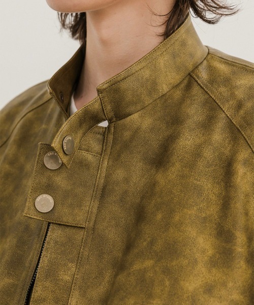 ESC STUDIO（イーエスシースタジオ）の「韓国ブランド ESC STUDIO イーエスシースタジオ 08 leather biker jacket オーバーサイズ フェイクレザー ジャケット ジップジャケット ジップアップ ジャケット レザーライダース バイカージャケット クロップジャケット 羽織（ライダースジャケット・メンズ・ブラック/マスタード・ONE SIZE）」の14枚目の写真