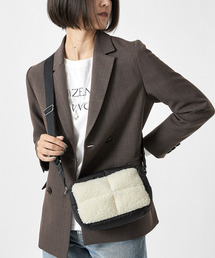 79345765_b_02_215.jpg 79345765_b_02_215.jpg