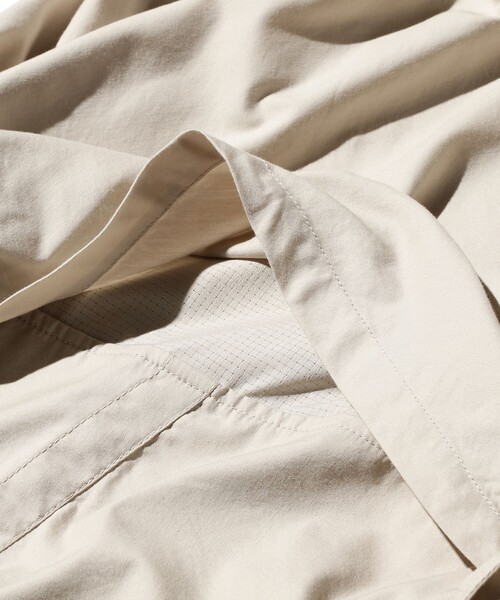 BEAMS PLUS(ビームスプラス)の「BEAMS PLUS / コットン シルク シャンブレー クルーザー ジャケット(ブルゾン・メンズ・ベージュ/オリーブ・S/M/L/XL)」の6枚目の写真