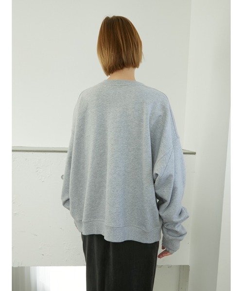 LA PEAU DE GEM（ラポドゥジェム）の「【LA PEAU DE GEM】ダブルカフスオーバースウェット（スウェット・レディース・ネイビー/ブラック/グレー・FREE）」の13枚目の写真