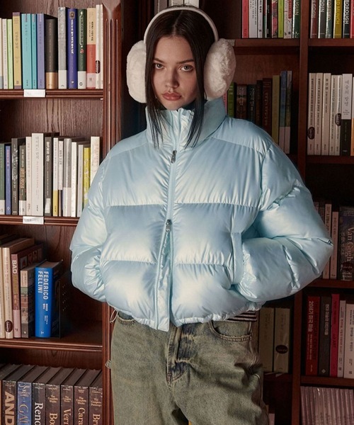 BITTER CELLS（ビターセルズ）の「BITTER CELLS／グロッシーパフジャケット  2982363（ダウンジャケット/コート・レディース・ライトブルー/その他1/ブラック・FREE）」の19枚目の写真