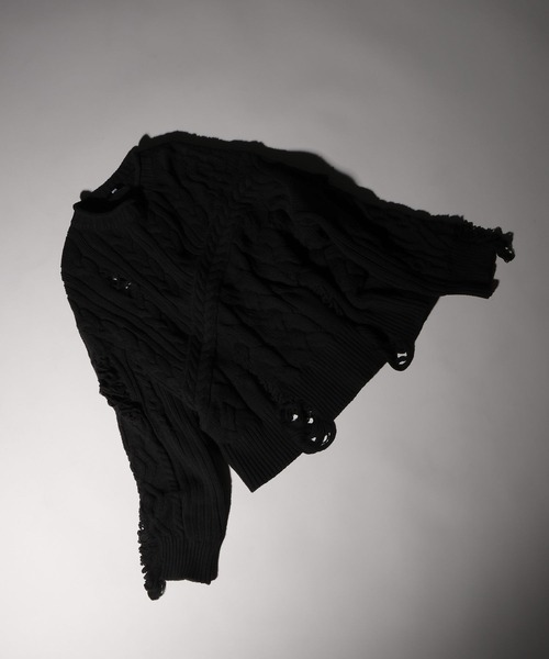 HARE（ハレ）の「【UNDER GROUND MODE】ダメージケーブルニットプルオーバー(HARE)（ニット/セーター・メンズ・ブラック/グレー/イエロー・FREE）」の2枚目の写真