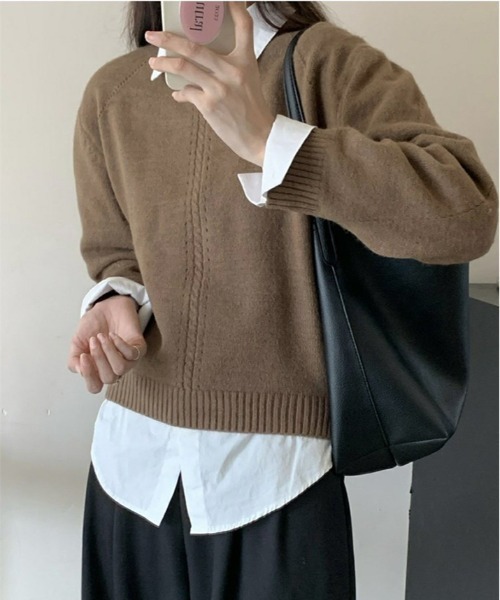 kirakiraShop(キラキラショップ)の「ツイスト デザイン クルーネック ニット(ニット/セーター・レディース・グレー/ピンク/アイボリー/モカ/イエロー・FREE)」の13枚目の写真