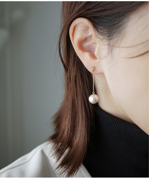 Meach.（ミーチ）の「【Meach.】14kgfコットンパールショートチェーン/樹脂ノンホールピアス（イヤリング・レディース・ブラウン/ブラック/ベージュ/ピンクベージュ/ホワイト・FREE）」の15枚目の写真