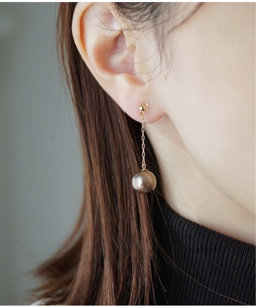 Meach.（ミーチ）の「【Meach.】14kgfコットンパールショートチェーン/樹脂ノンホールピアス（イヤリング・レディース・ブラウン/ブラック/ベージュ/ピンクベージュ/ホワイト・FREE）」の16枚目の写真