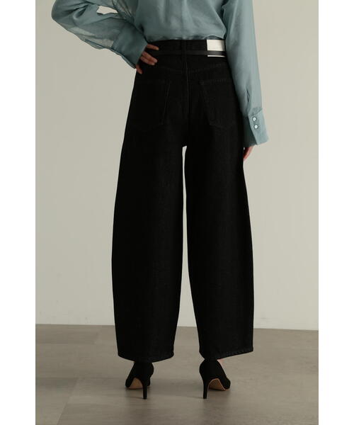 JILL STUART(ジルスチュアート)の「◆カーブデニムパンツ(デニムパンツ・レディース・ブルー/ブラック・2/4)」の5枚目の写真