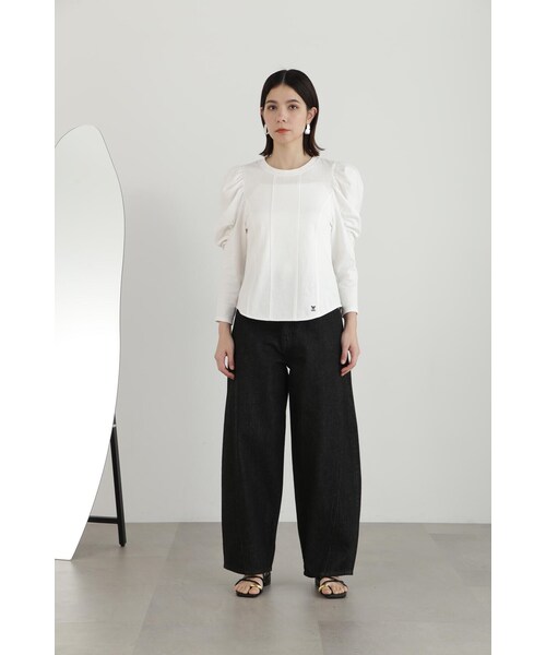 JILL STUART(ジルスチュアート)の「◆カーブデニムパンツ(デニムパンツ・レディース・ブルー/ブラック・2/4)」の11枚目の写真