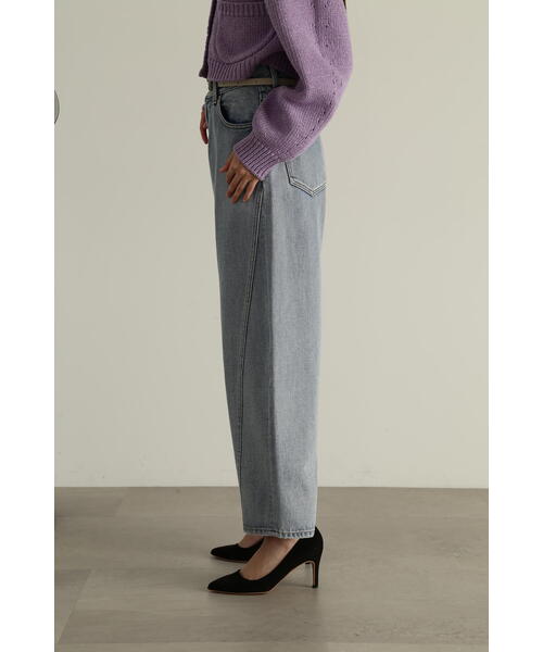 JILL STUART(ジルスチュアート)の「◆カーブデニムパンツ(デニムパンツ・レディース・ブルー/ブラック・2/4)」の21枚目の写真