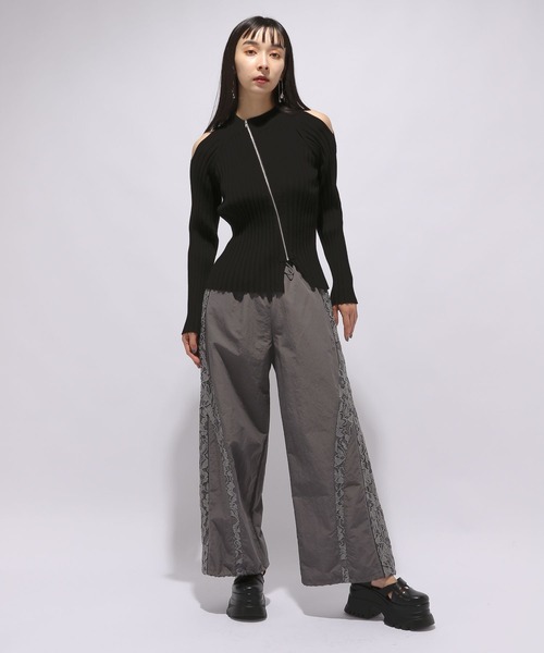 HARE（ハレ）の「カタアキZIPリブニット(HARE)（ニット/セーター・レディース・グレイッシュベージュ/ブラック・FREE）」の21枚目の写真