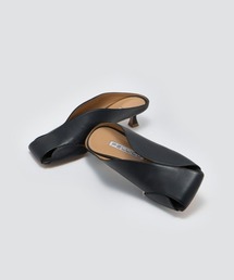 36 PELLICO ペリーコ ミュール スクエア ALICE サンダル 黒 PELLICO（ペリーコ）の「ALICE ミュール 3.5cm BLACK（サンダル