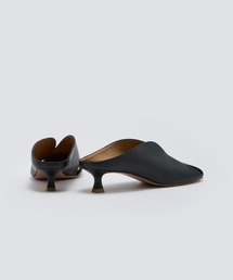36 PELLICO ペリーコ ミュール スクエア ALICE サンダル 黒 PELLICO（ペリーコ）の「ALICE ミュール 3.5cm BLACK（サンダル