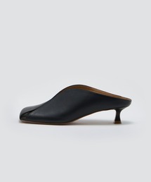 PELLICO（ペリーコ）の「ALICE ミュール 3.5cm BLACK（サンダル