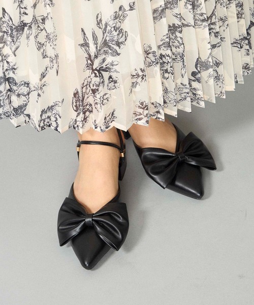 noyau(ノヤウ)の「【新色追加】2WAYリボンストラップミュールパンプス(パンプス・レディース・ブラック系その他/ホワイト系その他2/ブラック/シルバー/イエローゴールド/シルバー系その他・S/M/L/LL)」の3枚目の写真