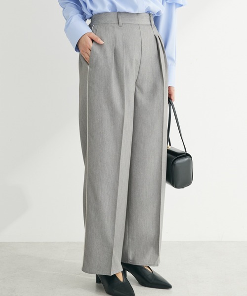 Green　Parks（グリーンパークス）の「パイピングサイドラインワイドパンツ（その他パンツ・レディース・グレー/ベージュ・FREE）」の2枚目の写真