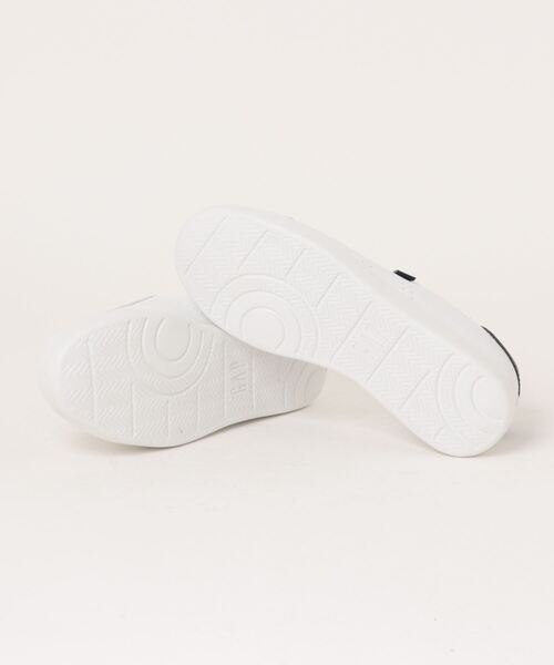 GAP（ギャップ）の「【GAP】 軽量ローカットスニーカー（スニーカー・レディース・シルバー/ホワイト/ブラック/グレー/ホワイト×ピンク・24.0cm/23.5cm/23.0cm/22.5cm/25.0cm/24.5cm）」の7枚目の写真