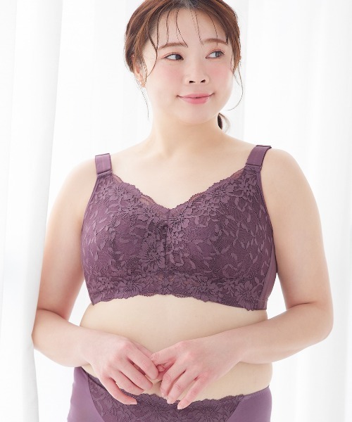 RADIANNE(ラディアンヌ)の「【小さく見せる上半身痩せ見え。もう自分のバストを嫌いにならなくてもいい】クラッシィワイヤレスブラ ボタニカルレース/【ブラジャー単体】(ブラジャー・レディース・アイボリー/グレー系その他/キャメル/ライトグリーン/シルバー/ブラック/スモークピンク/ダークパープル/ラベンダー/ライトピンク/ブルー系1/パープル系その他・D95/E100/D100/C80/D75/C75/B75/E95/C95/D90/D85/C85/D80/C90/B85/F95/B95/E90/F85/F80/B80/E75/E80/E85/F75/F100/F90/B90)」の6枚目の写真