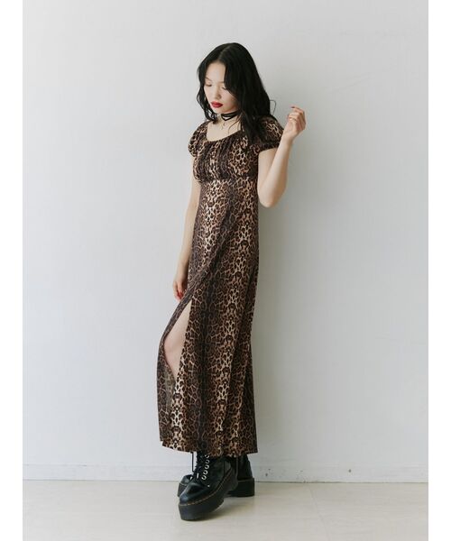 jouetie(ジュエティ)の「フレンチスリーブカットワンピース(ワンピース・レディース・ピンク/ブラウン/ブルー・MEDIUM)」の14枚目の写真