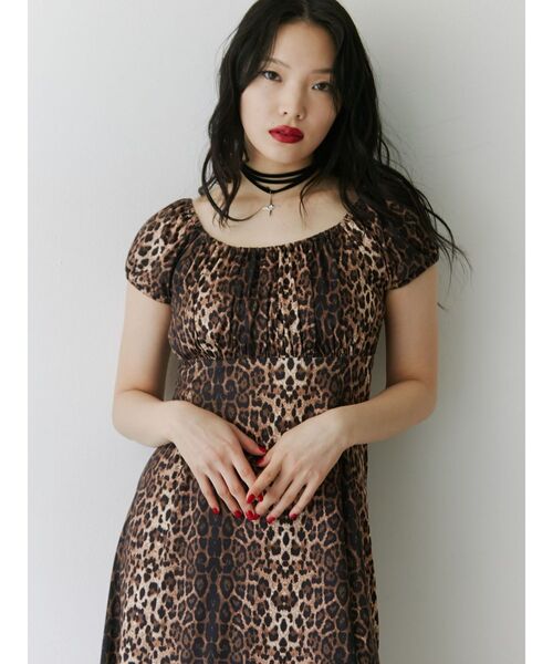 jouetie(ジュエティ)の「フレンチスリーブカットワンピース(ワンピース・レディース・ピンク/ブラウン/ブルー・MEDIUM)」の13枚目の写真