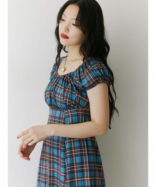 jouetie(ジュエティ)の「フレンチスリーブカットワンピース(ワンピース・レディース・ピンク/ブラウン/ブルー・MEDIUM)」の5枚目の写真