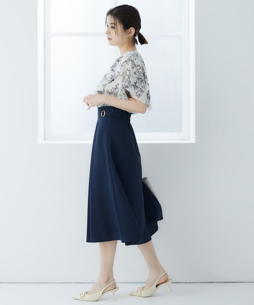 12Twelve Agenda(トゥエルブ アジェンダ)の「サイドベルトフレアスカート(スカート・レディース・ベージュ/ネイビー/ブルー/ベージュ系その他・M)」の7枚目の写真