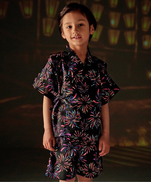 BREEZE（ブリーズ）の「【すっぽり着られる】総柄いろいろ甚平（浴衣・キッズ・キナリ/ミント/レインボー/エメラルド/アイボリー/ブラック/ネイビー/イエロー・90/100/110/120/80/130/140）」の4枚目の写真