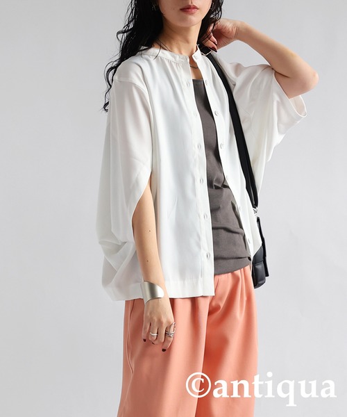 antiqua(アンティカ)の「ハーフスリーブシャツ(シャツ/ブラウス・レディース・ブラック/ホワイト/ネイビー・P/R)」の2枚目の写真