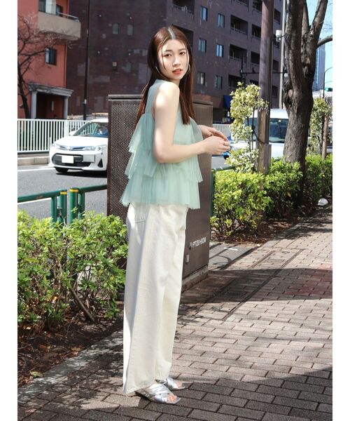 Ungrid(アングリッド)の「チュールシアーフリルブラウス(シャツ/ブラウス・レディース・オフホワイト/ブラック/グリーン・FREE)」の16枚目の写真